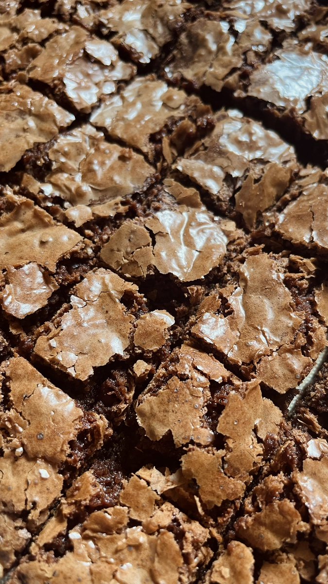 nuniestrella's tweet photo. Brownies con pecans y chunks de chocolate https://t.co/rV7PsW0FiU https://t.co/IcfcgTwLwB