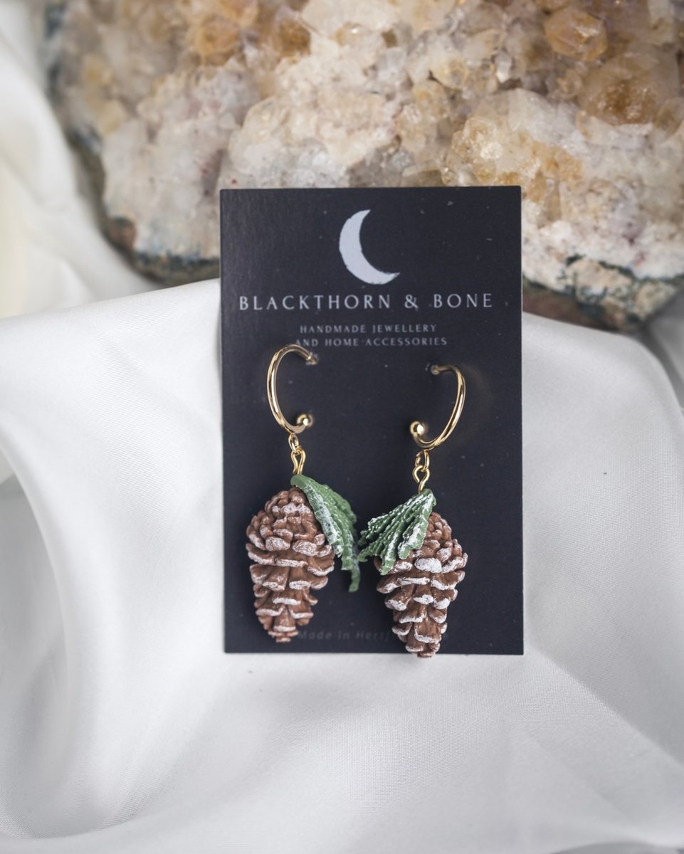 blackthornbone's tweet photo. Wintery larch cones for your ears π² β£
.β£
.β£
.β£
.β£
.β£
#fallfashion #fashionstyle #onlineshopping #ootdfashion #outfitoftheday #streetwear #styleblogger #styleinspo #sweaterweather #wintercollection #winterfashion #winterfashion2016 #winterfashion2018 #winterfashion2 https://t.co/YUypIiBB52