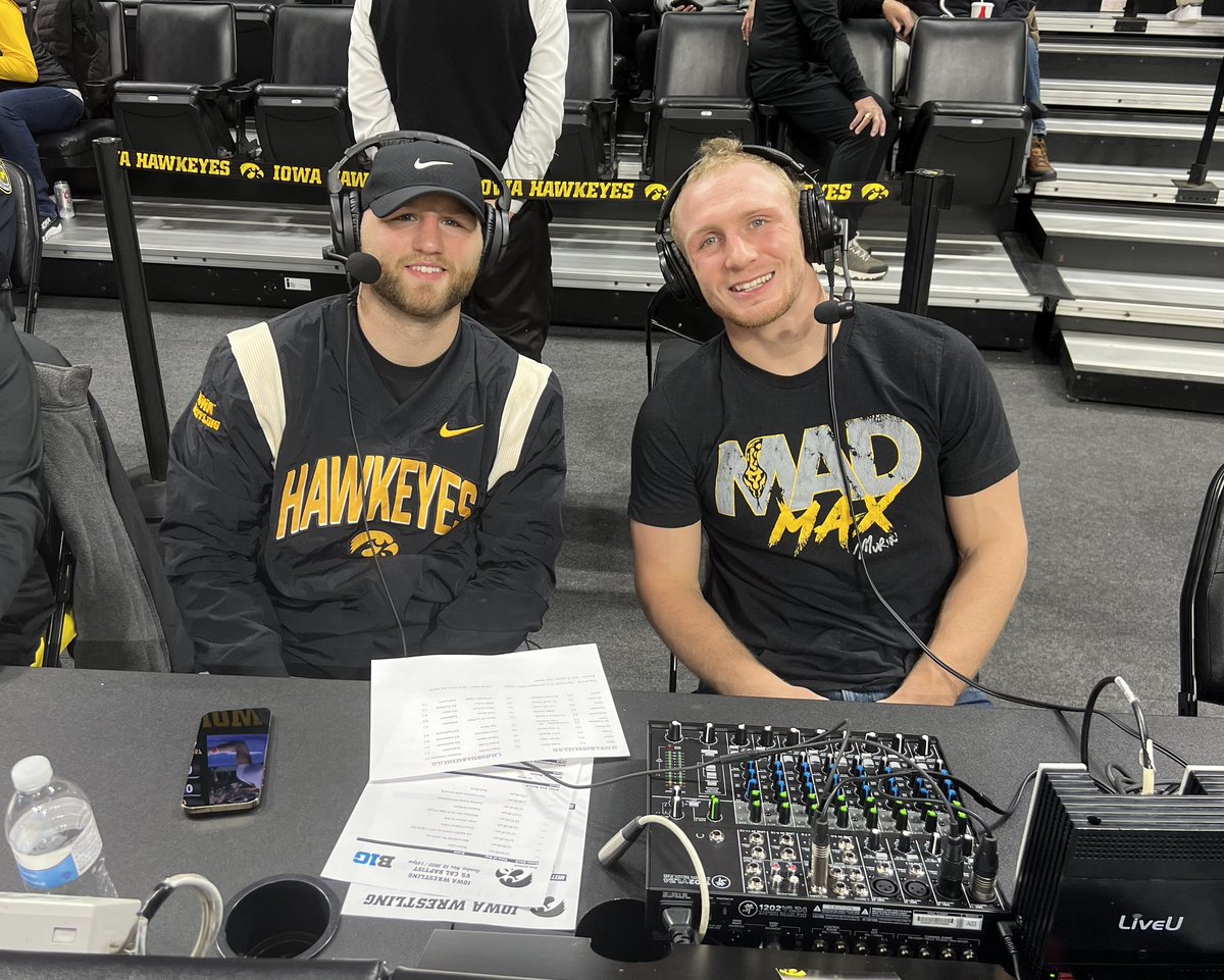 Hawks_Wrestling's tweet photo. On the call today on B1G+ @alexmarinelli65 and Kaleb Young…

Watch out @ShaneSparksBTN 😬😬😬

#Hawkeyes https://t.co/o988rC6I5W