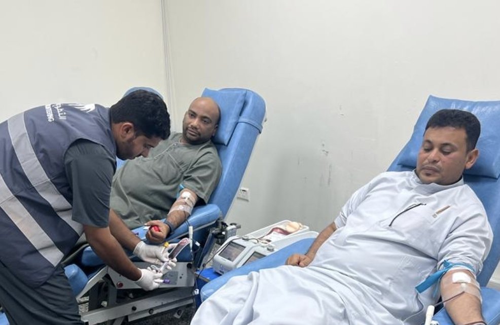 QUNF_HEALTH's tweet photo. ينفذ مستشفى جنوب القنفذة العام حملة للتبرع بالدم تطوعية تستمر لمدةخمسة ايام من ٤م الى ٩م  (من الاحد الى الخميس) بقسم المختبر وبنك الدم وكان حصيلة اليوم الاول٥٤ وحده دموية . https://t.co/mwNI7W6tyJ