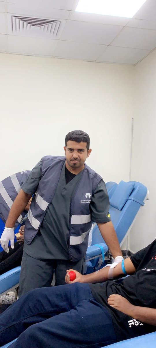 QUNF_HEALTH's tweet photo. ينفذ مستشفى جنوب القنفذة العام حملة للتبرع بالدم تطوعية تستمر لمدةخمسة ايام من ٤م الى ٩م  (من الاحد الى الخميس) بقسم المختبر وبنك الدم وكان حصيلة اليوم الاول٥٤ وحده دموية . https://t.co/mwNI7W6tyJ