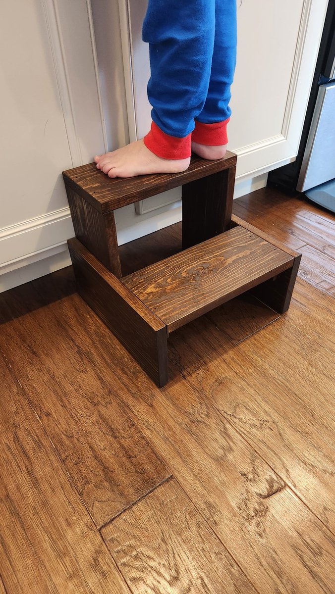 A couple projects finished up this weekend and heading to their new owners! #woodworking #ottomantray #stepstool #woodworks #esty #fbmarketplace #handmade #handcrafted #darkwalnut #kidsstepstool #buildthings