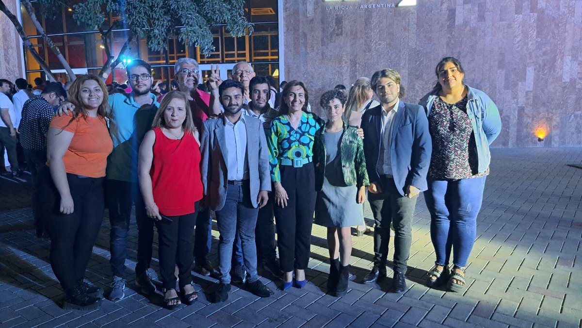 CorzoMarita's tweet photo. 🟣Participé de la inauguración del Parque de las Juventudes, una imponente obra @GobDeLaRioja que contendrá a varios de nuestros estudiantes. 
#ParquedelasJuventudes #juventud 
@QuintelaRicardo 
@amolinalarioja 
@Florelop 
@TeresitaMadera 
@GustavoAnibalL1 https://t.co/gUmZdw02rP