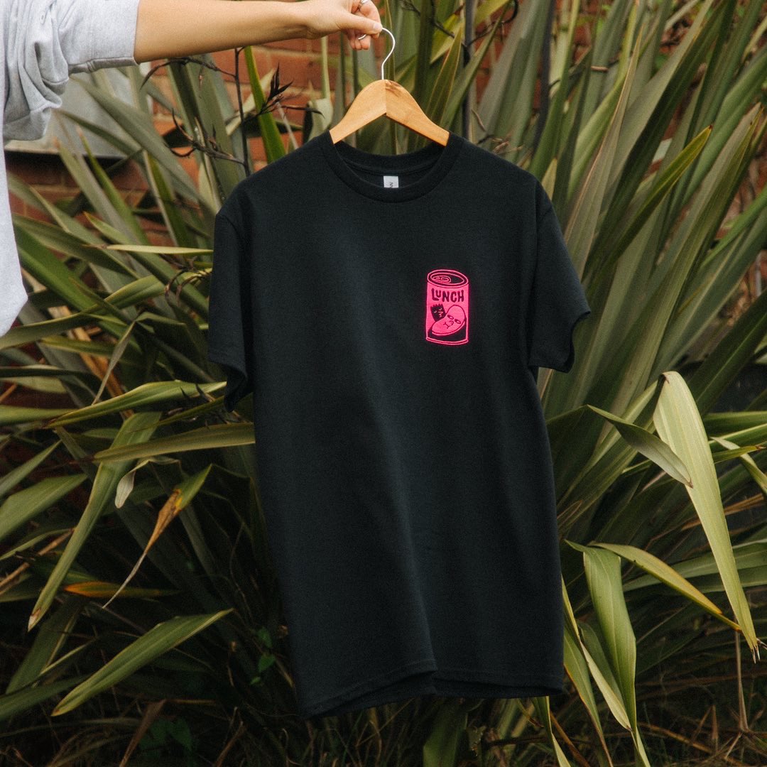 Awesome Merchandise tweet media