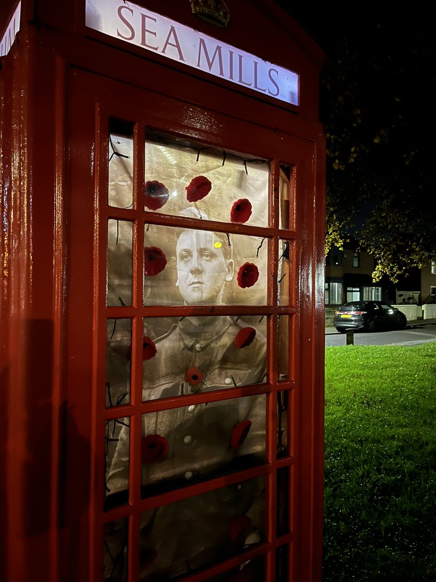 SeaMills100's tweet photo. The museum lit up for #RemembranceSunday https://t.co/Qrz3bTnfGJ