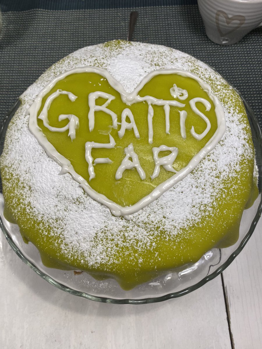 MagnusKalen's tweet photo. Firandet peakar #farsdag https://t.co/snjdsghDgj