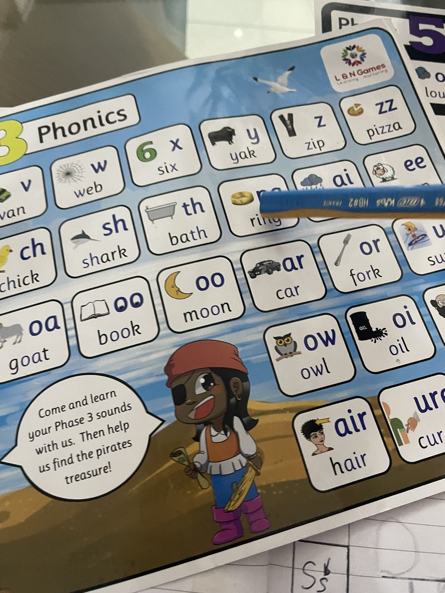 LNGames9's tweet photo. Getting organised for #Christmas?Take a look at our #giftideas for #kids 3-7. Give the #gift of #learning to read. Playing #games &amp; having fun. 2 games in each box only £9.99 or a 6 game bundle for £25. Free uk delivery. https://t.co/FqwGxWjaje https://t.co/e48LMzAlDX #homeschool https://t.co/AzyWqqxa4a