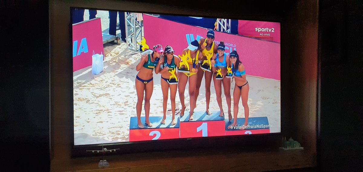AndreBonfin10's tweet photo. Grande Campeonato no Brasil de Volleyball, Parabรฉns!๐โ๏ธ๏ฟฝ๏ฟฝ๏ฟฝ๐ท๐ง๐ท๐ง๐ท๐๐๐๐๐๐๐ #voleidepraianosportv #VoleiNoSporTV @BeachVBWorld @portal_volei @volleyballworld @volei #cbv #beachvbworld #VolleyballWorldTV #Vollyball #voleinaglobo #volleyballworldchampionship #beachvolleyball https://t.co/PHkbNtlSuT