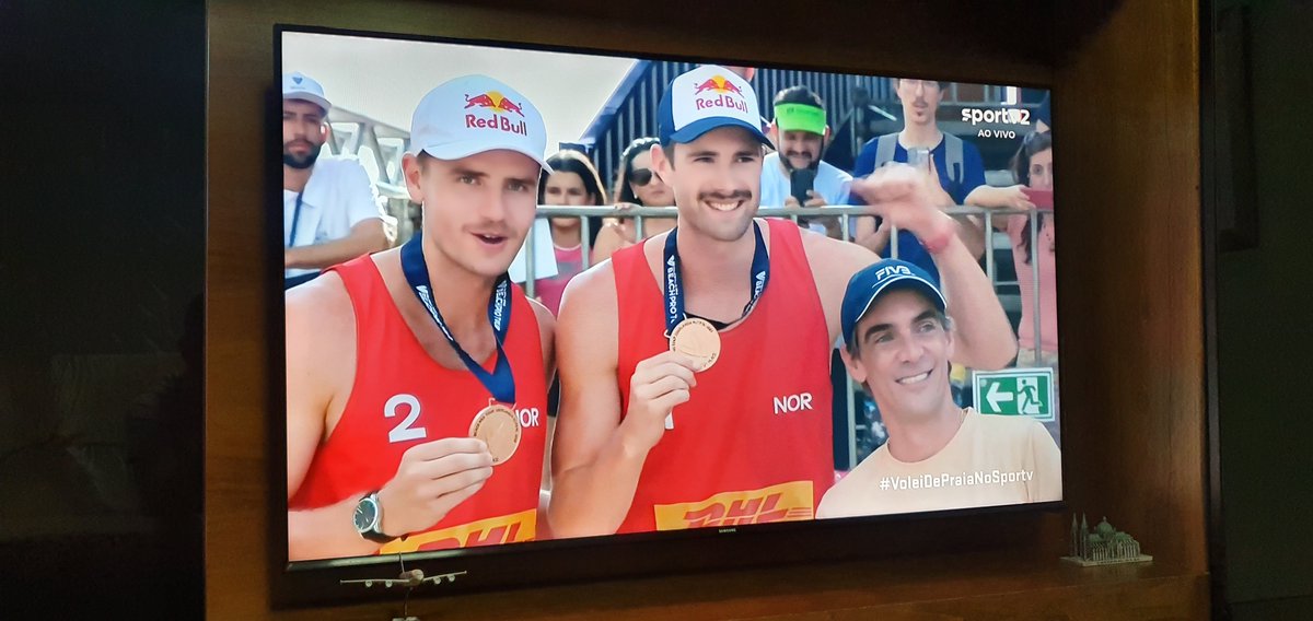 AndreBonfin10's tweet photo. Grande Campeonato no Brasil de Volleyball, Parabรฉns!๐โ๏ธ๏ฟฝ๏ฟฝ๏ฟฝ๐ท๐ง๐ท๐ง๐ท๐๐๐๐๐๐๐ #voleidepraianosportv #VoleiNoSporTV @BeachVBWorld @portal_volei @volleyballworld @volei #cbv #beachvbworld #VolleyballWorldTV #Vollyball #voleinaglobo #volleyballworldchampionship #beachvolleyball https://t.co/PHkbNtlSuT