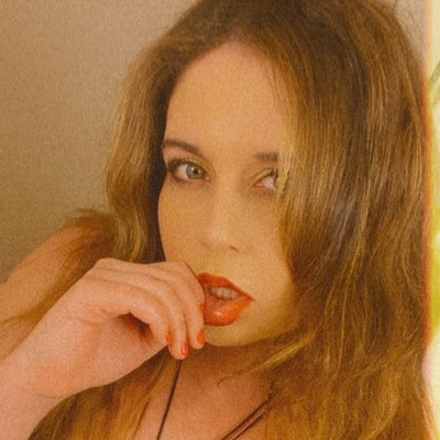 therachcro's tweet photo. #NewProfilePic https://t.co/50Fdx3UtiO