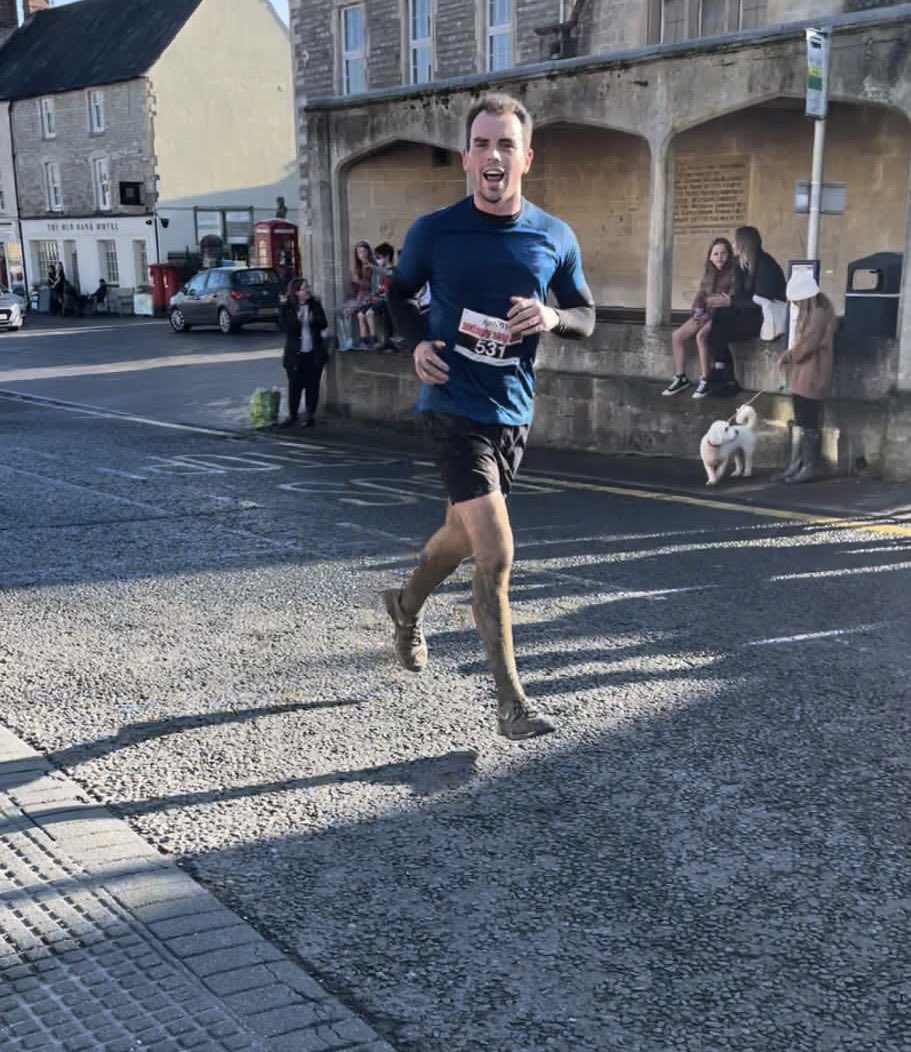 Ross Arnott (@rossarnottitv) on Twitter photo Thanks to all the people/volunteers involved with bringing the <a href="/sodburyslog/">Sodbury Slog</a> back this year! Always a great laugh 👌 Thanks to all the people/volunteers involved with bringing the <a href="/sodburyslog/">Sodbury Slog</a> back this year! Always a great laugh 👌