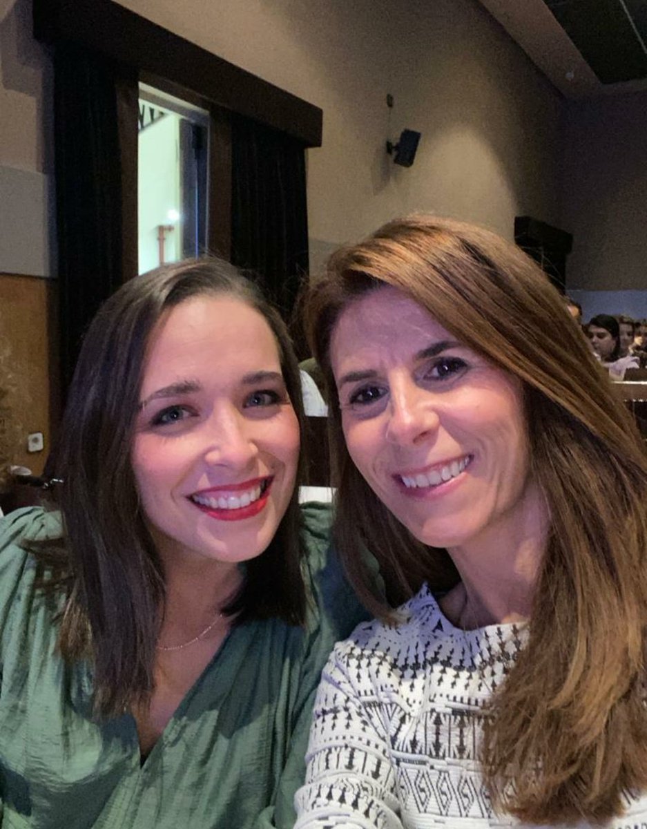 danimolmar's tweet photo. Gracias a los @PremioEspiral por la Mención Especial al #ProgramaNeuroEduca. Gracias a Sara García y a Diana Jiménez de @infanciaenposit por participar en la Gala y representar al equipo que hay detrás de tanto trabajo. Al @cepmarbellacoin @jesuscguillen @EducaAnd @Nakaraia https://t.co/FOL8jIcELO