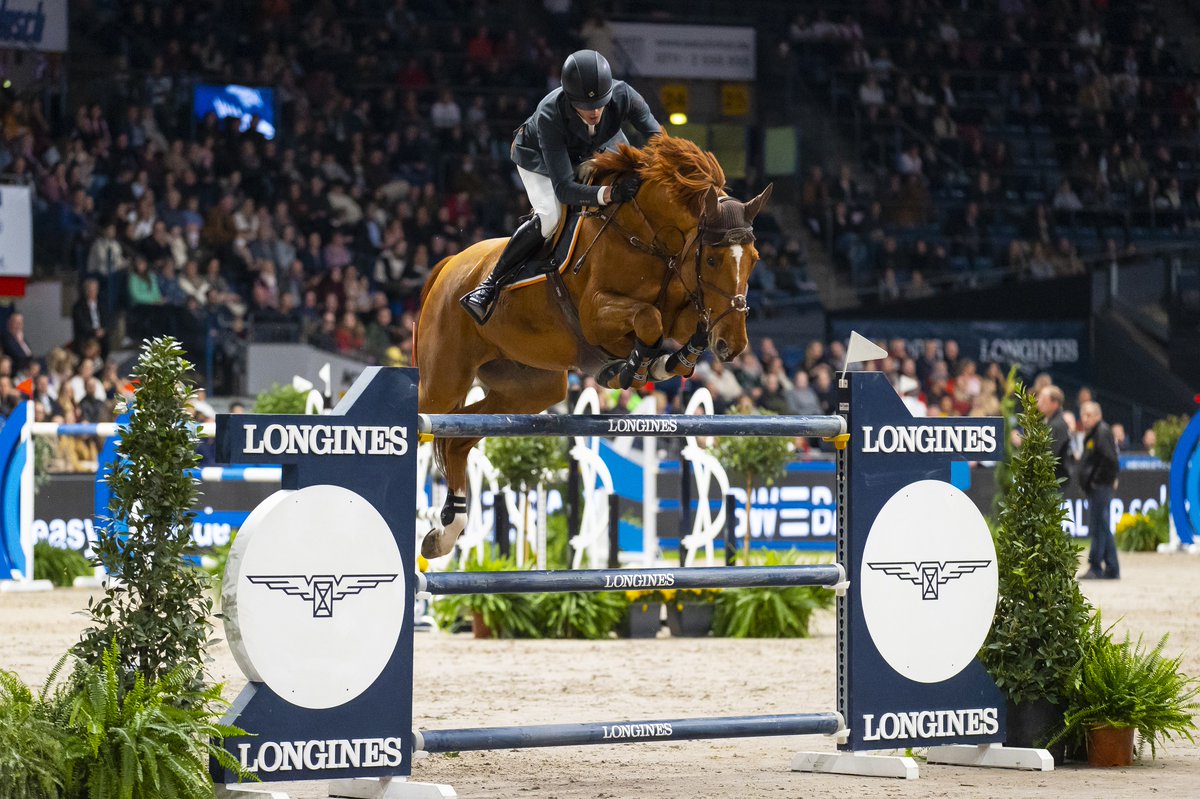 Ruiter Harrie Smolders vijfde in wereldbekerwedstrijd Stuttgart - bit.ly/3O57wXS