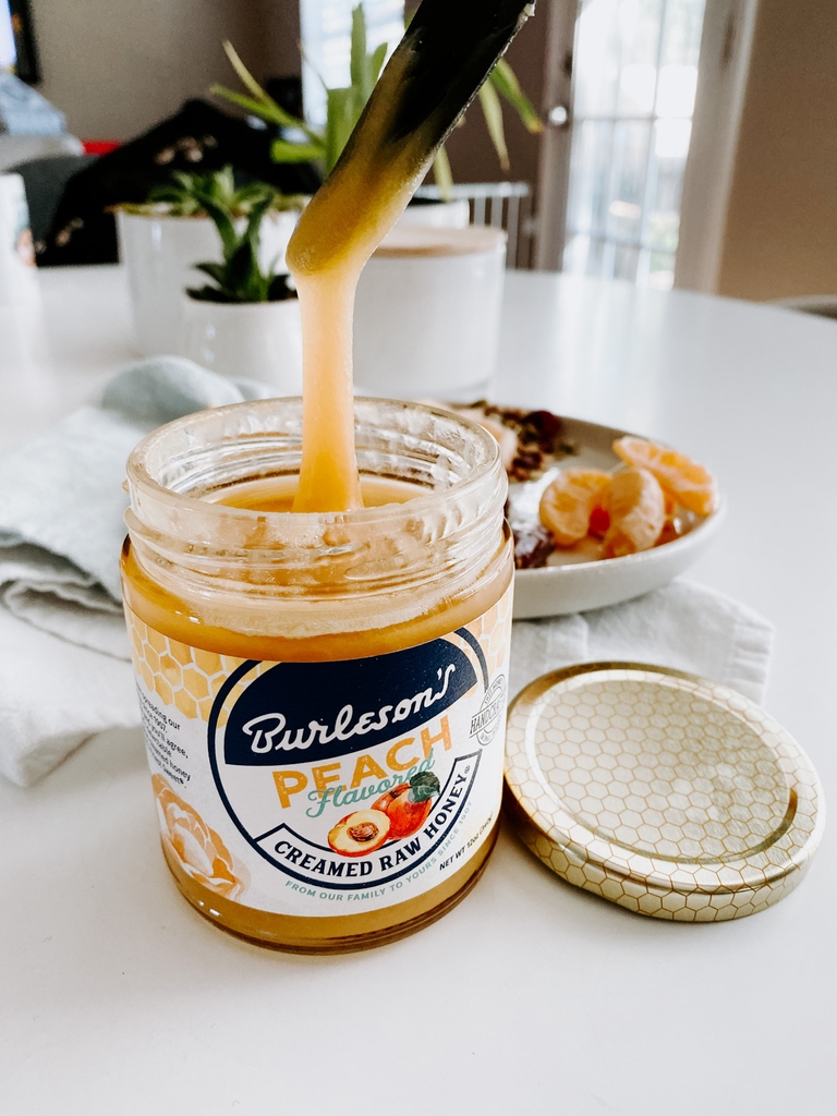 Happy #WorldKindnessDay, Everyone! We hope you spread kindness as often as you spread honey!! #beekind #burlesonshoney