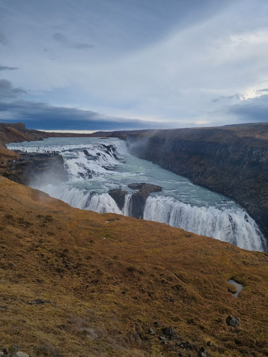 lozzylozboz's tweet image. Gullfoss Waterfall Iceland 💙🌊 #Iceland #gullfosswaterfall