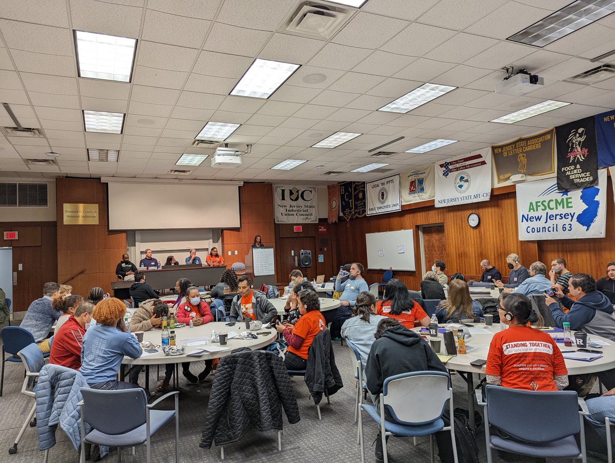 Presente! <a href="/TempEmployees/">Temp Workers</a> and @N__LAN national convention of groups fighting for temp worker justice!