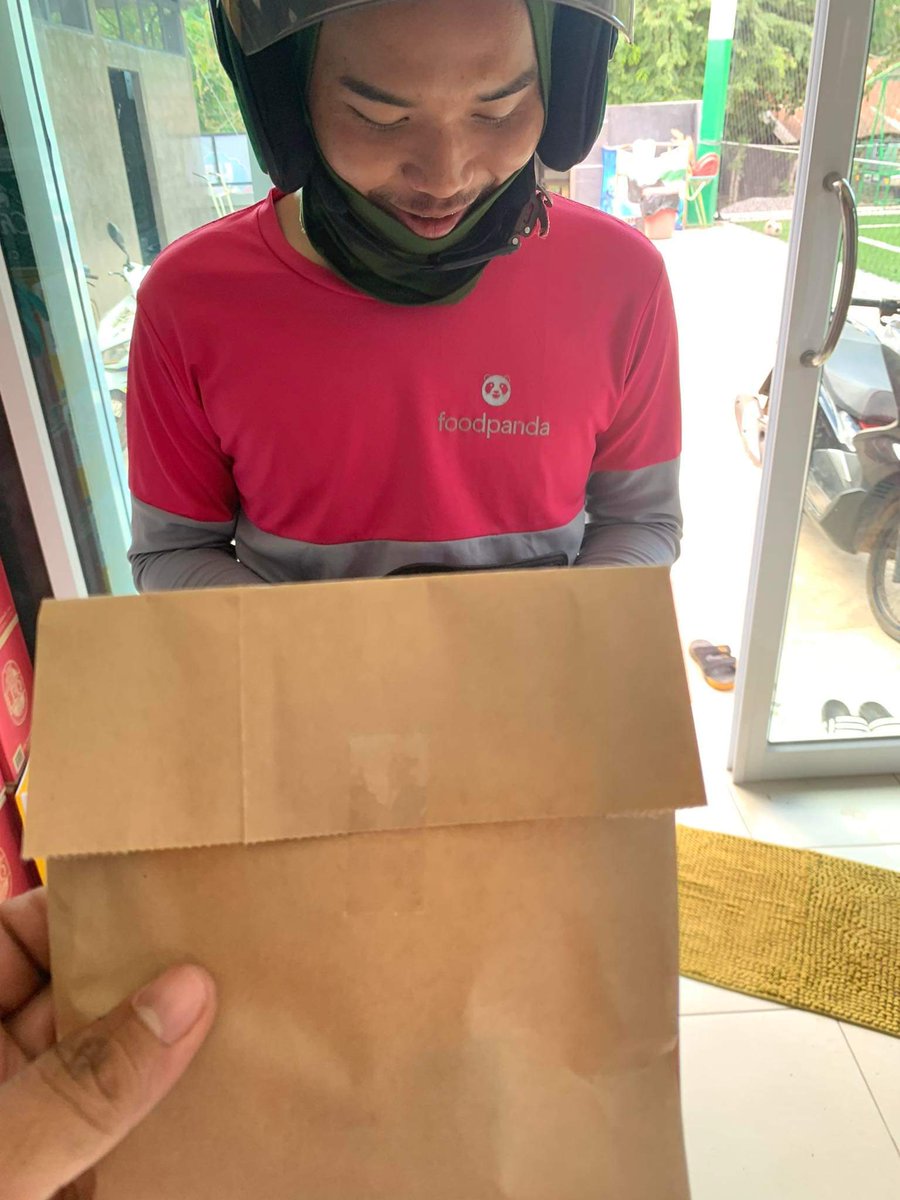 Mheme_Neu's tweet photo. 👉https://t.co/MBsqLjO4RB เต็มคาราเบลวว แน่นนอน 10G/100บาท ส่งอุดร+30 นัดรับ หรือจะมากกว่านั้น ตามเรทที่ขึ้น เราก็จัดให้😵😵‍💫 https://t.co/MjyYaI6odK