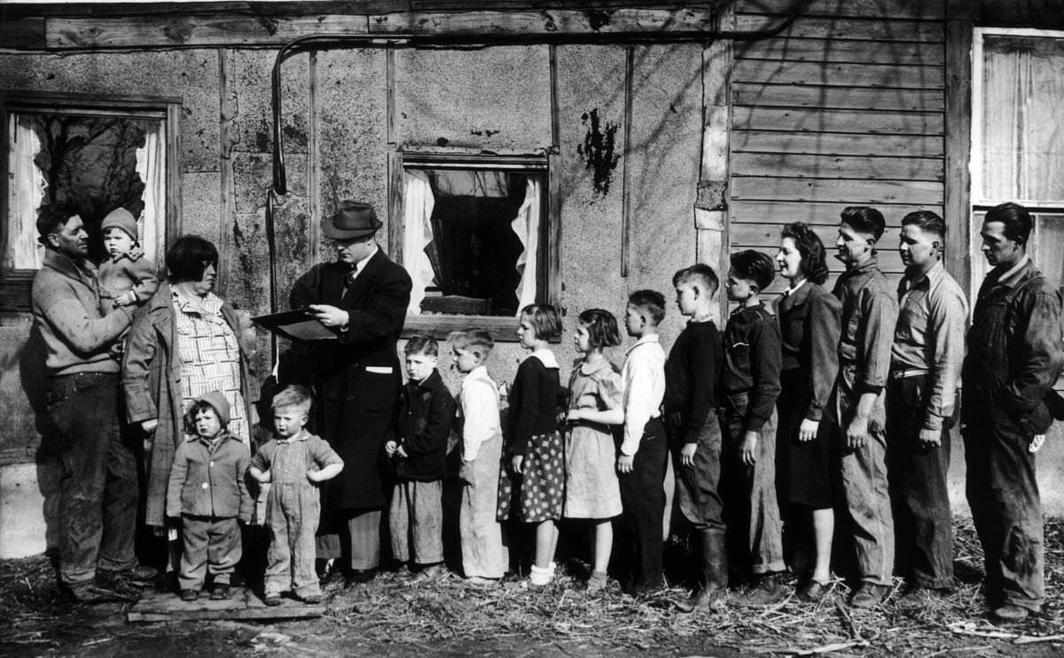 La population mondiale atteint 8 milliards de personnes🌍

Le Cours de l'histoire tous les jours à 9h sur <a href="/franceculture/">France Culture</a>, histoire de la démographie

Planning familial sur l’agora
Compter vivants &amp; morts
Grève des ventres
Chine, géant démographique

▶️radiofrance.fr/franceculture/…