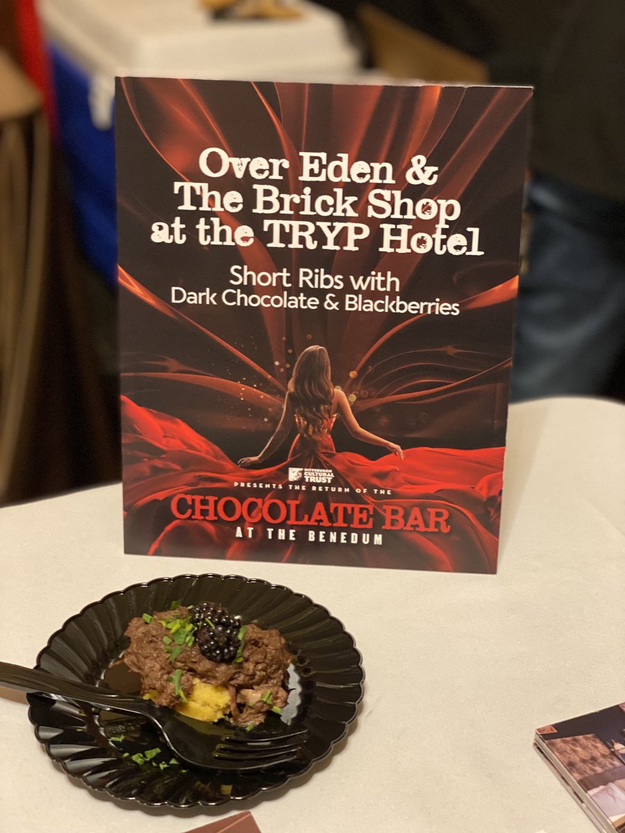 TRYPPgh's tweet photo. Such a fun event last night at the Benedum Center 🍫 https://t.co/UTKVKQkMQp