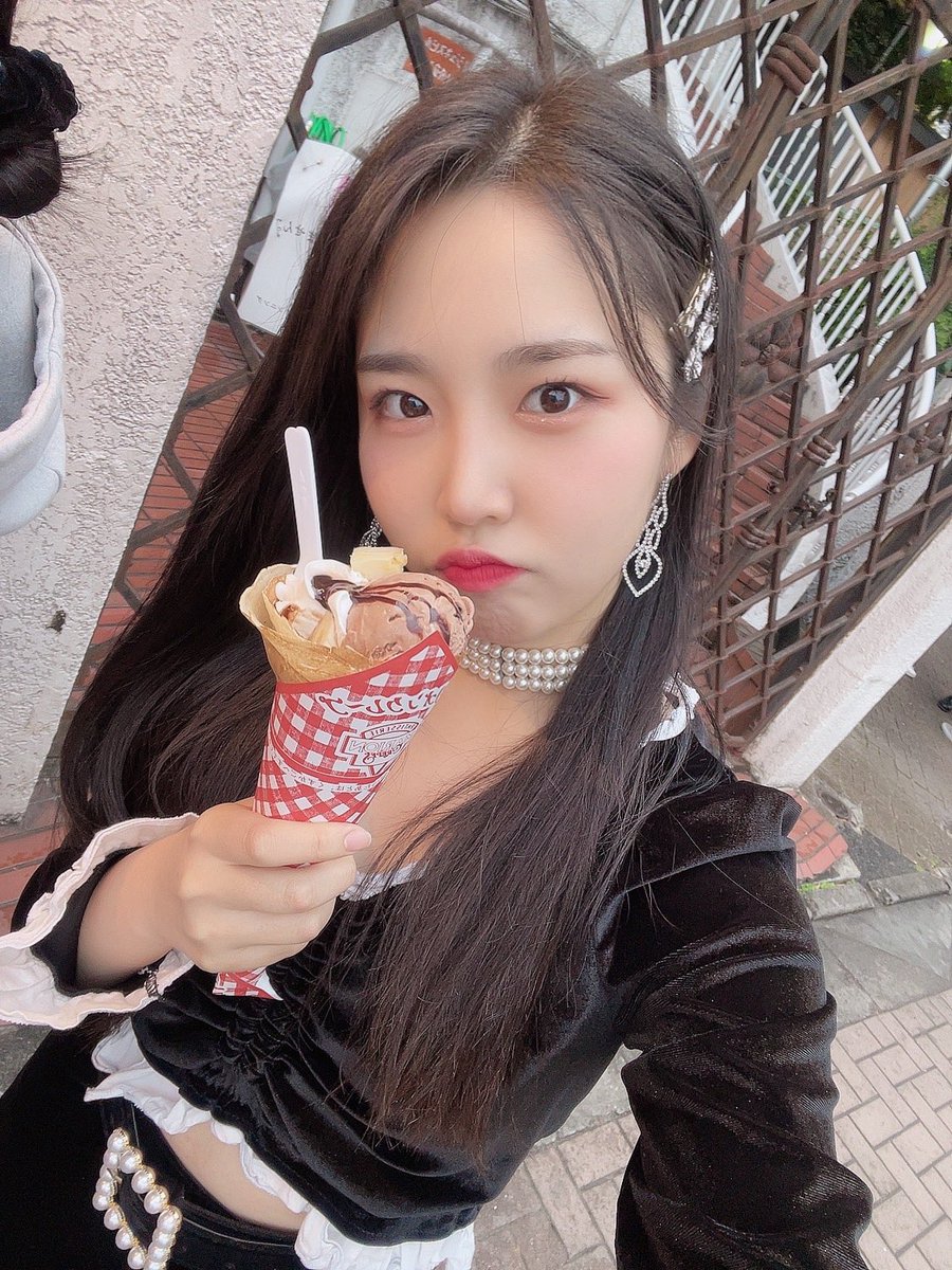 [#핑크판타지_하린] 두 번째 공연날도 완료!!! 오늘은 하라주쿠에서 멤버들과 함께 크레페를 먹었어요! 하린이의 크레페 추천조합 ...