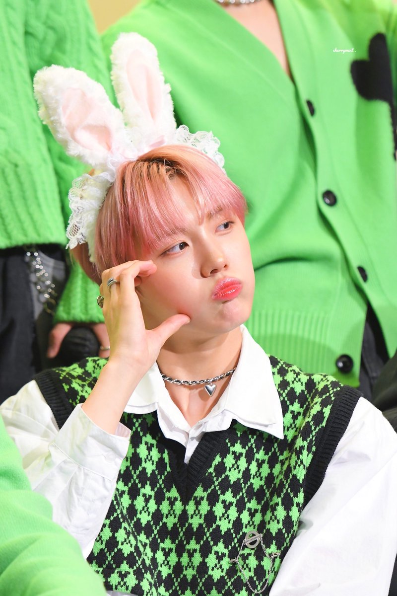 cherrymint018's tweet photo. 221113 팬싸 🍒
#성민 #SEONGMIN
#크래비티 #CRAVITY 
@CRAVITY_twt https://t.co/UHepPGZSY6