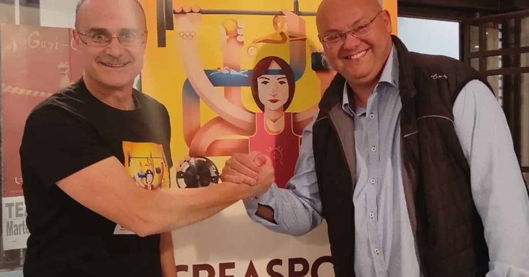 aspersolor's tweet photo. Los sordos asistieron como invitados al evento de Creasport, organiza el FORO educación física y deporte y colabora el ayuntamiento de Lorca. Esta actividad es accesible, cuenta con una interprete de Lengua de Signos y los Cortometrajes subtítulados todo accesible. 

Gracias de https://t.co/p50OFfgCJN