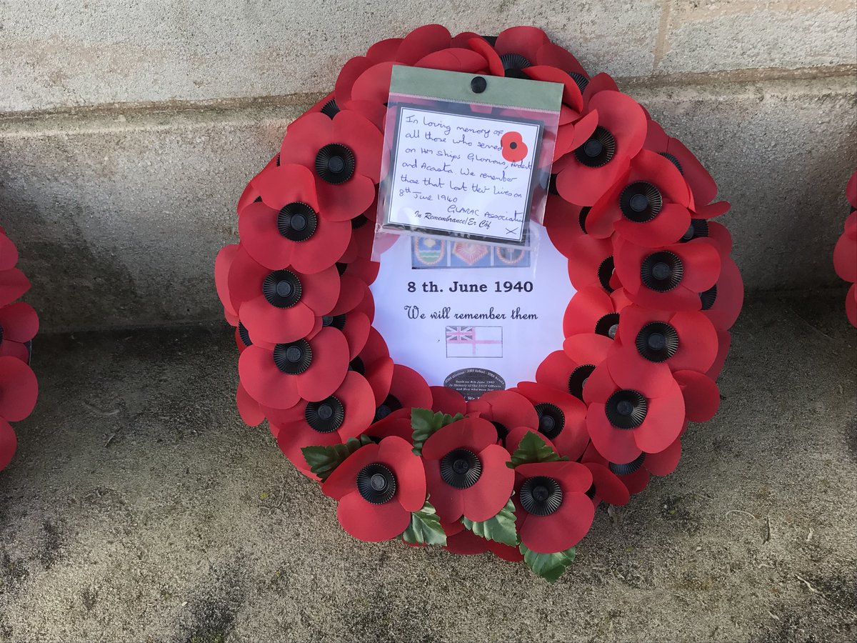 hmsacasta's tweet photo. This morning I attended the Remembrance Day Naval memorial service in Southsea. I laid a wreath on behalf of the GLARAC Association to remember all those who served on HM Ships Glorious, Ardent and Acasta. We remember those that lost their lives on the 8th June 1940. https://t.co/BBzBnm3LnJ