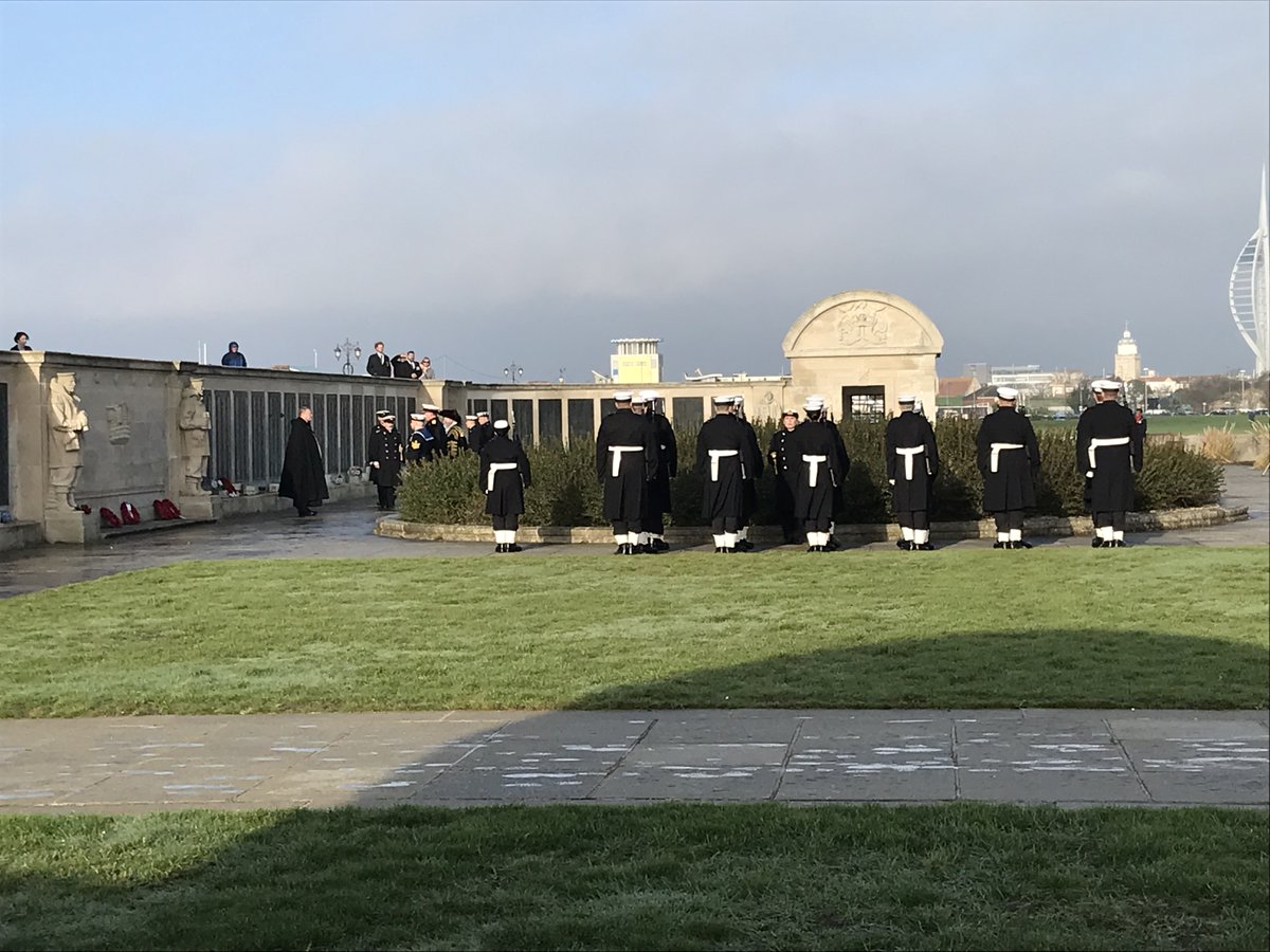 hmsacasta's tweet photo. This morning I attended the Remembrance Day Naval memorial service in Southsea. I laid a wreath on behalf of the GLARAC Association to remember all those who served on HM Ships Glorious, Ardent and Acasta. We remember those that lost their lives on the 8th June 1940. https://t.co/BBzBnm3LnJ