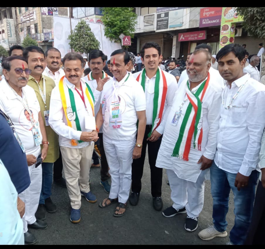 Milindchitte5's tweet photo. *भारत जोडो यात्रा* नांदेड https://t.co/4HTuuoBZeB