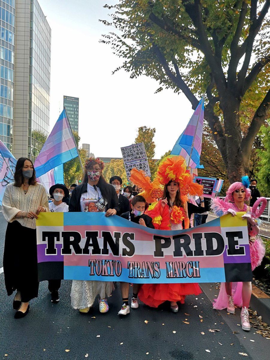 Sacklaver's tweet photo. 【#TokyoTransMarch2022】
朝から準備していたので写真もほぼ撮っていないですが、数すくないきのうの写真です。撮らせていただき、ありがとうございました。あらためて差別のない社会になることを願った一日です。#東京トランスマーチ2022 https://t.co/9D2aPIUFlV