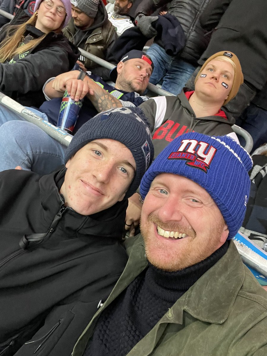davidcrawford's tweet photo. Lovin’ Munchen #NFLMunichGame #nygiants https://t.co/QNBvYwGO9u