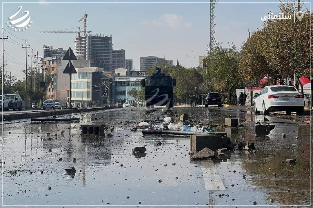 mdmndyl1's tweet photo. چونکە مەسعود ویژدان و ویژدانی خۆی کڕیوە
چالاکوانانی دۆلار
بێدەنگن لە گەندەڵییەکەی

 #مەسعود_موچە_دەدزێت https://t.co/wTspKejUlH