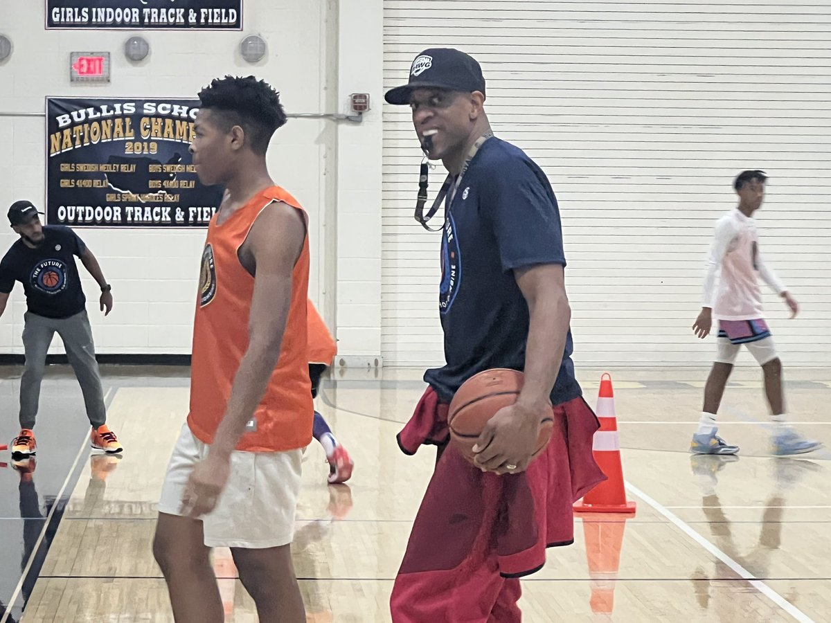 Capitol Hoops tweet media