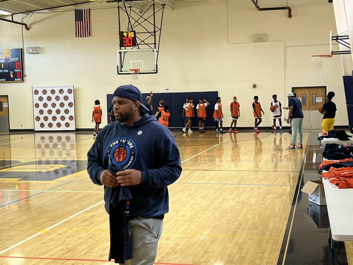 Capitol Hoops tweet media