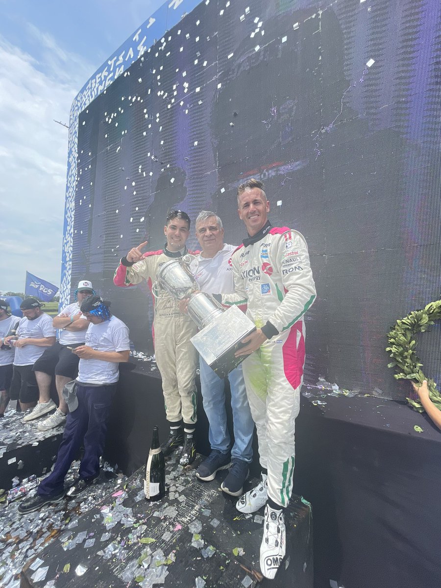 Alejandro Reggi tweet media