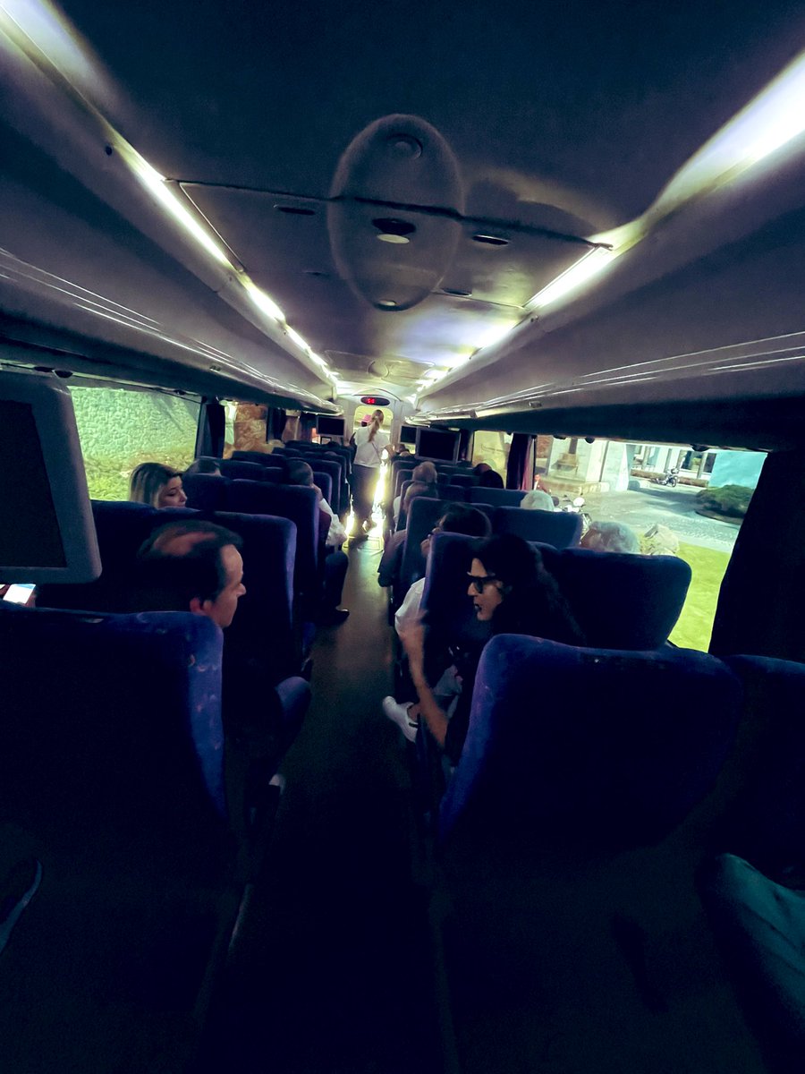 macciudadano's tweet image. Llevamos voluntad,
Llevamos optimismo,

Vamos mexicanos con un solo propósito,

Un país para todos hecho por todos.

#ElINENoSeToca 👊 
#INE