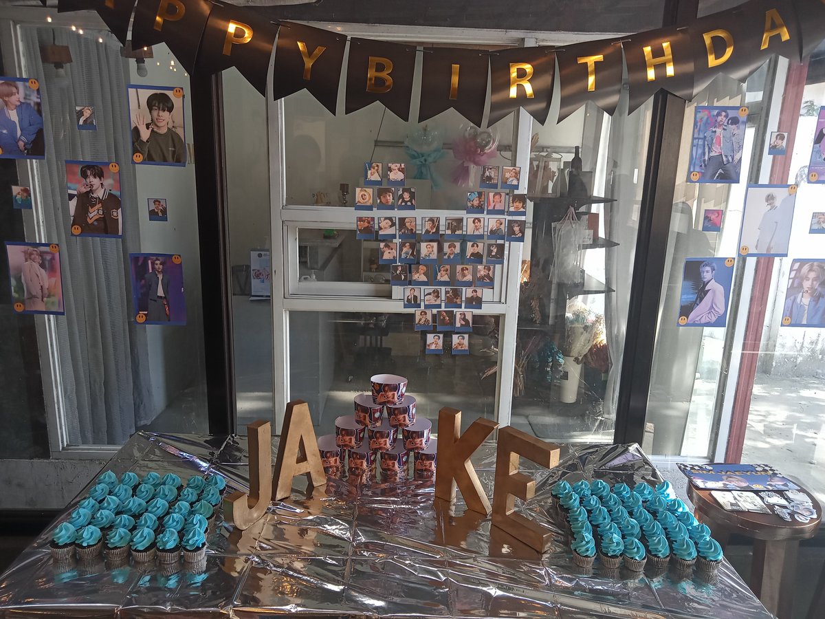 heetarooooo's tweet photo. advance happy birthday jakeyy! π
thank u so much @enhypeniloilo π«Άπ»
#JAKEYYYINVASION #ENHYPEN https://t.co/IR2dJvBedn