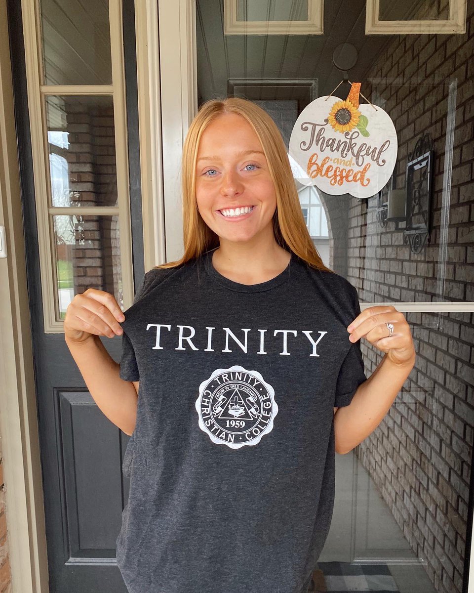 AubreyONeil4's tweet photo. Before saying anything, I wanted to thank my Family, Friends, and Coaches. After deep thoughts and conversations, I am excited to say I am committed to Trinity Christian College to keep my academics and softball career going. #BuildTheArk @chicago_mt https://t.co/eDd3SKJ4Ym