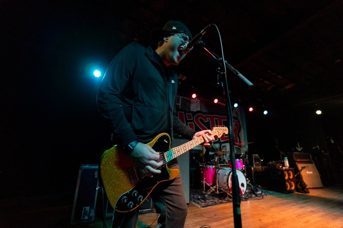 ❄️ December shows getting SUPER CLOSE. Tickets are moving for these shows. Grab yours: eternalboymusic.com