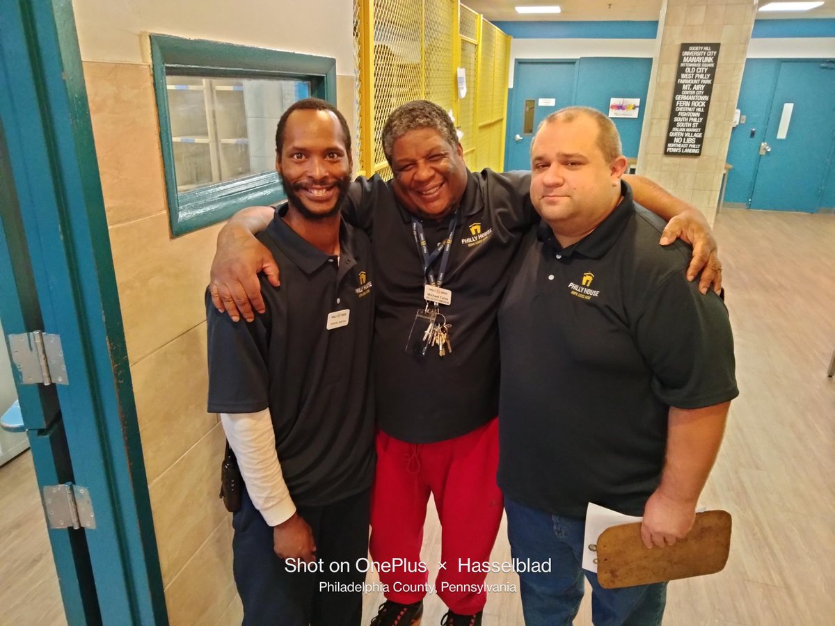 phillyhomeless's tweet photo. Our Staff at #PhillyHouse are our true heroes – welcoming all who walk through our doors with kindness and compassion. Join us in honoring their dedication to delivering a 5-star approach to our daily ministry this #WorldKindnessDay below. ❤️ https://t.co/5W3LGNkq82