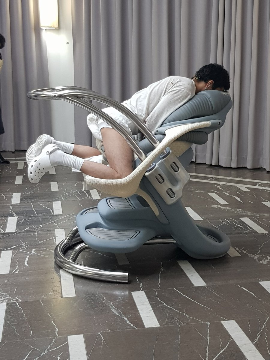 dprstyle tweet media