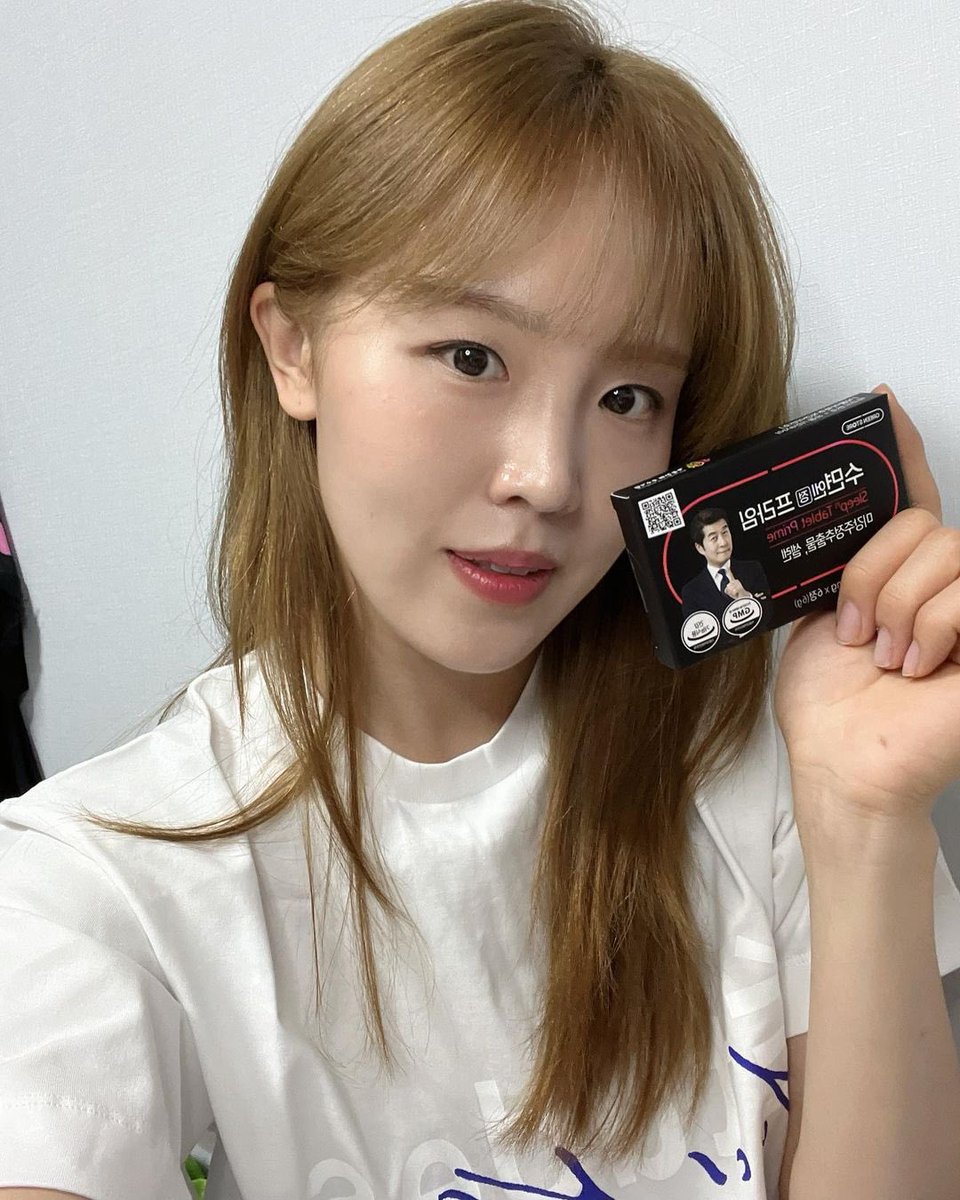 molang0822's tweet photo. 탈색+앞머리 장난하나 !!! https://t.co/c8pLlL3ynE