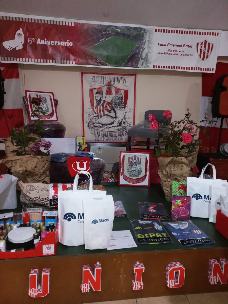 juani18t's tweet photo. Anoche festejamos a lo grande los 6 años de la Filial Ema Brítez de Mar del Plata.
Gracias por la invitación y por todo lo que hacen por, para y en nombre de @clubaunion 

Siempre reconociendo el esfuerzo de @FilialesDeUnion 💪🇦🇹👏 https://t.co/a9SAkMmGAS