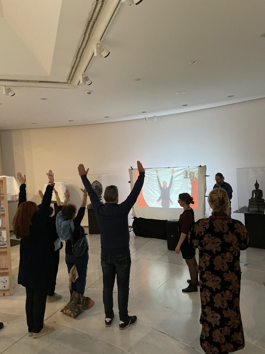 adrienbossard's tweet photo. Expo #Hokusai oblige, bcp de visiteurs au musée départemental des arts asiatiques à Nice. Ils en profitent pour découvrir les prototypes créés par #museomix #museomixazur. Une énergie incroyable au musée aujourd’hui. https://t.co/5sDUtJeCzc
