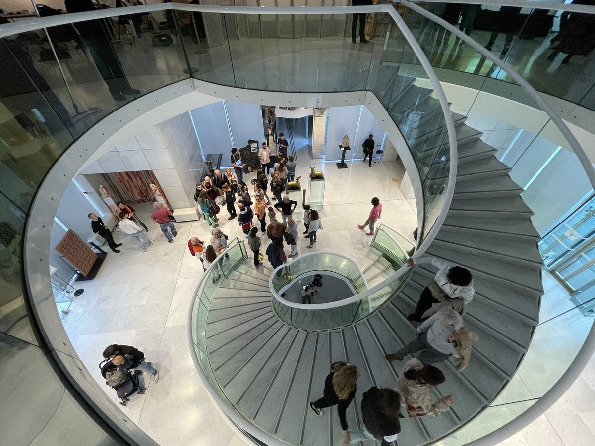 adrienbossard's tweet photo. Expo #Hokusai oblige, bcp de visiteurs au musée départemental des arts asiatiques à Nice. Ils en profitent pour découvrir les prototypes créés par #museomix #museomixazur. Une énergie incroyable au musée aujourd’hui. https://t.co/5sDUtJeCzc