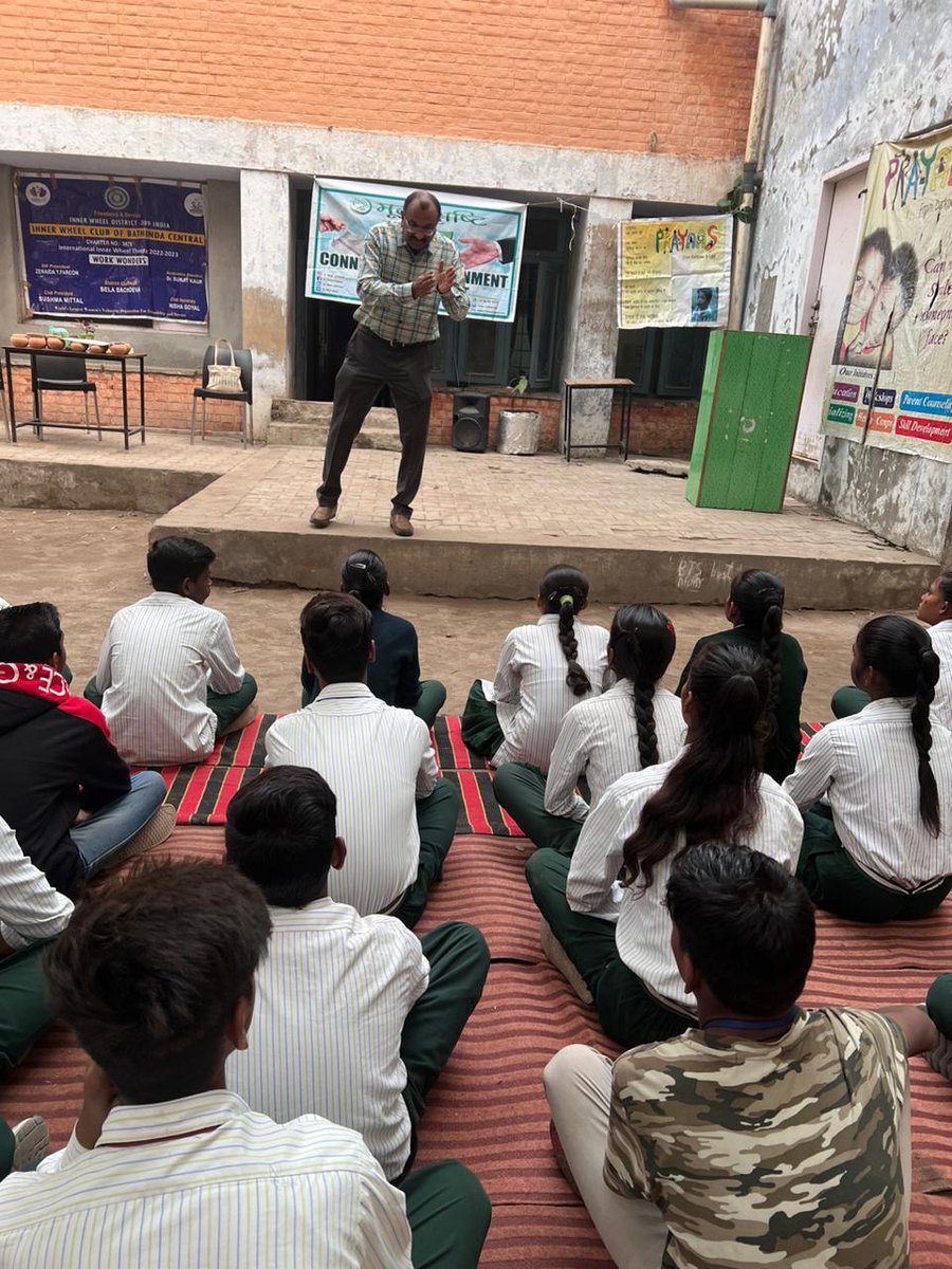 MSrishtee's tweet photo. CONNECTING #enviroment  TO #employment 
Dr. Sunil Gupta guiding #students on  #behavior  changes during thus crucial #teenage of #growth at Prayaas International #school #bathinda
https://t.co/7h5OX4Py8e  
#health #wellbeing #teenagers #adolescence #sustainabledevelopment https://t.co/fU70qVy1rU
