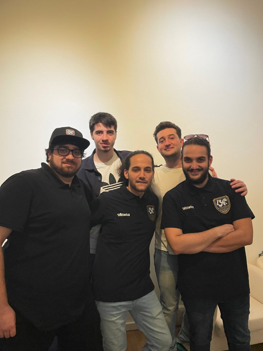 Ragazzi in LTF, non fateveli scappare.
Io per il momento vorrei solo dedicare a tutti due paroline.

twitlonger.com/show/n_1ss652p…

<a href="/EsportAtleta/">Atleta Esport</a> <a href="/Taytsuke/">Taytsuke</a>
<a href="/SySma_A99/">SySma</a> <a href="/LoLDaniFuFuu/">DaniFuFuù</a>
<a href="/Coach_Cannolo/">Coach_Cannolo</a> <a href="/ExnomLoL/">Exnom</a>
<a href="/Shackista/">Shack</a> <a href="/mikellazzo_/">mikellazzo</a> @RedLoLCoach