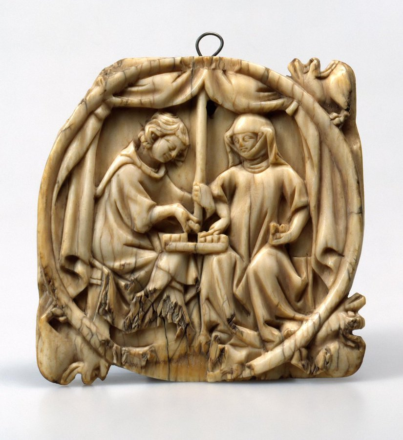 babel56's tweet photo. End of my chess-on-medieval-mirror-cases series.
1. Museo Nazionale del Bargello
2. @state_hermitage
3. @rijksmuseum
4. @Musei_Vaticani
#ChessInVisualArts #chess #sculpture #relief #IvoryCarving #MirrorCase #medieval #MiddleAges #14thCentury #France #LowerRhine #GothicArt
1/3 https://t.co/2R0mcETWLE