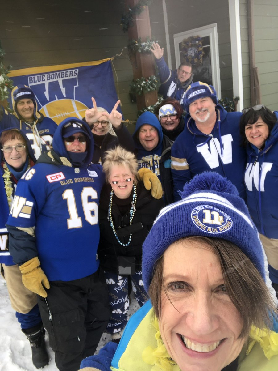 This crew is ready to bring the noise to support our @Wpg_BlueBombers Go Blue! 💙💛🏈 #homefieldadvantage #FortheW #weneedmorecowbell