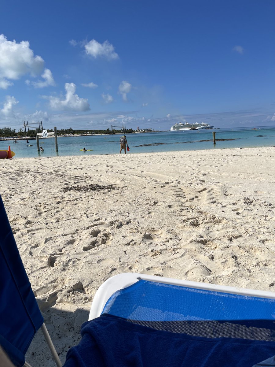 jonharvill's tweet photo. View from the clamshell #GreatStirrupCay #NorwegianPrima #ExpediaCruisesGreystone https://t.co/DLsRMCKZG8